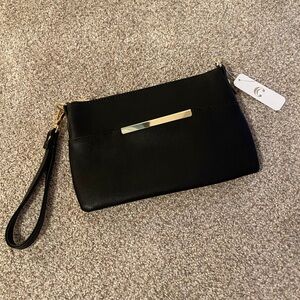 Charming Charlie wristlet, black